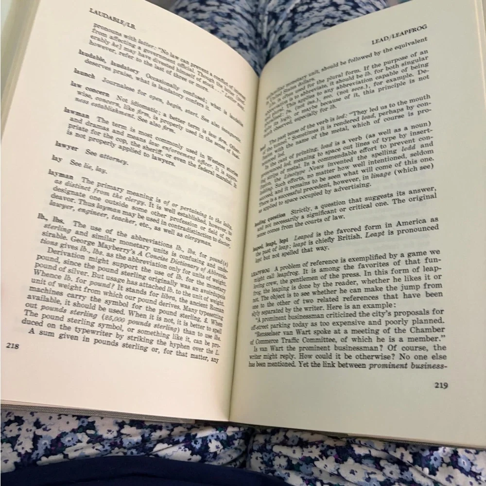 A Dictionary of Usage and Style by Roy H. Copperud - First Edition, Oct 1964